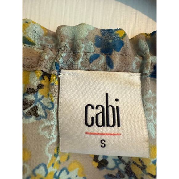 CAbi 5221 Offsides Yellow Blue Grey Sleeveless Floral Blouse size small - Picture 4 of 9
